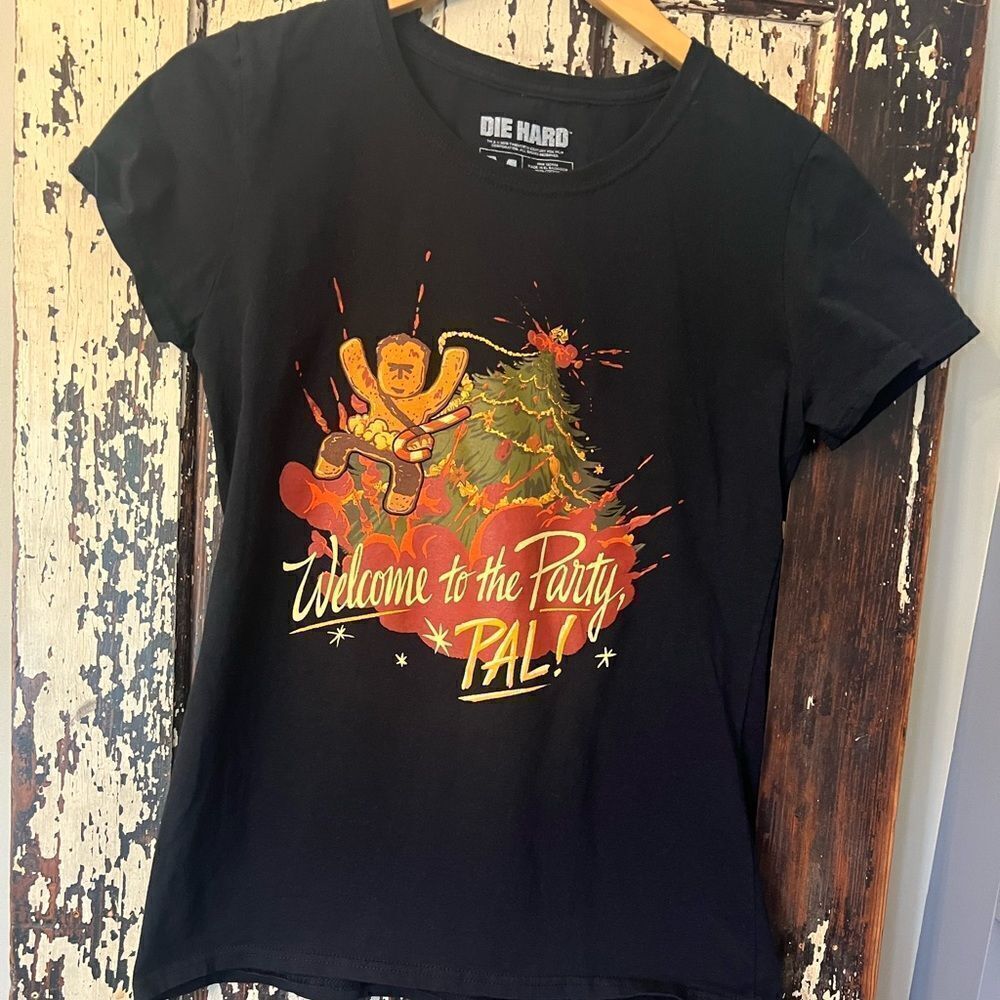 Die Hard Women’s Fit size Medium Welcome to The Party, Pal! Christmas party tee